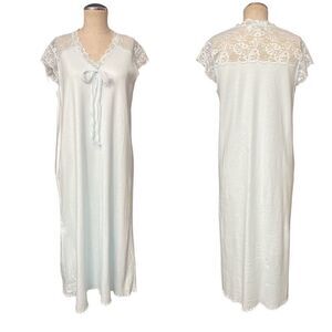 Verena Soft Blue Long Lace Trim V-Neck Short Sleeve Cotton Nightgown Size Small